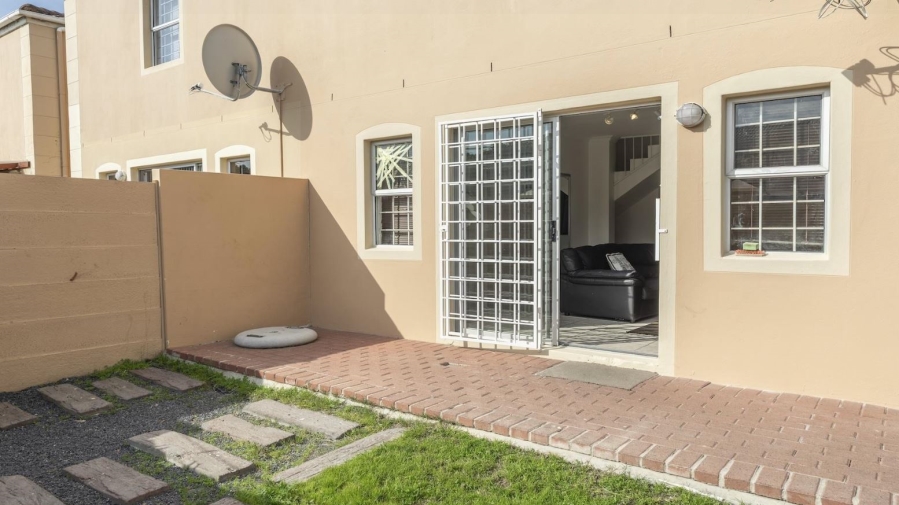 3 Bedroom Property for Sale in Parklands Western Cape